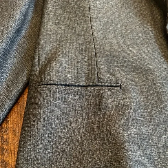 Abugaf TailorsVintage High-Quality Suit Jacket & Vest, Charcoal Gray, 40R